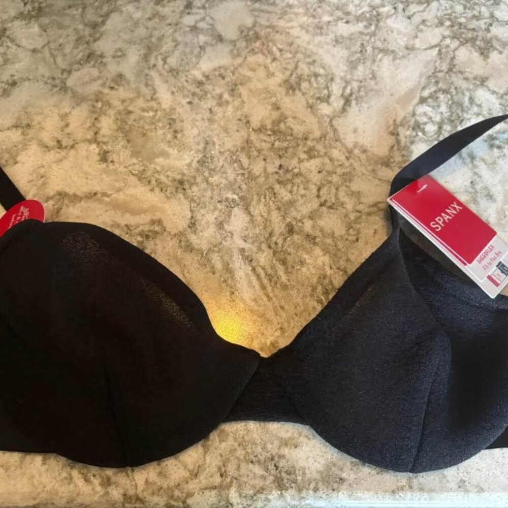 BNWT Spanx Sheerflex Bra